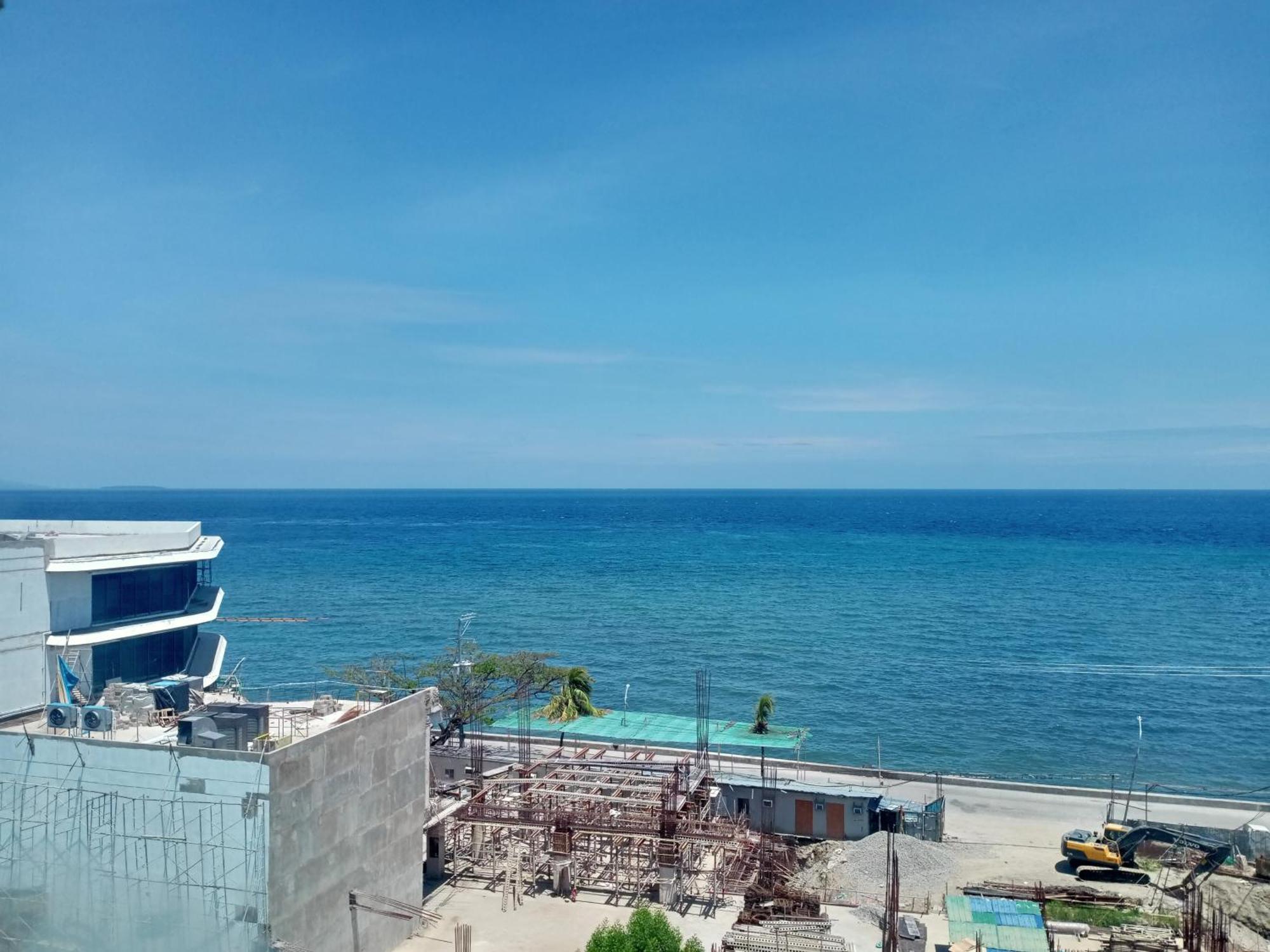 Condotel Dc Marina Spatial Felinvest Dumaguete City Eksteriør bilde